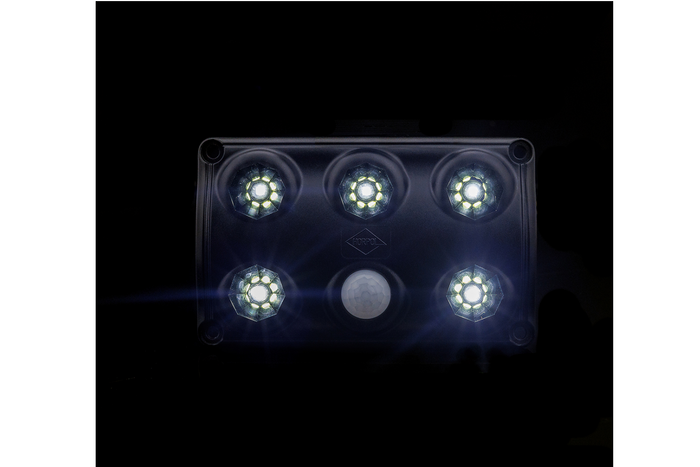 Lampa samochodowa oświetlenia wnętrza HORPOL LWD2156/CZ LED 900lm czarna z czujnikiem ruchu